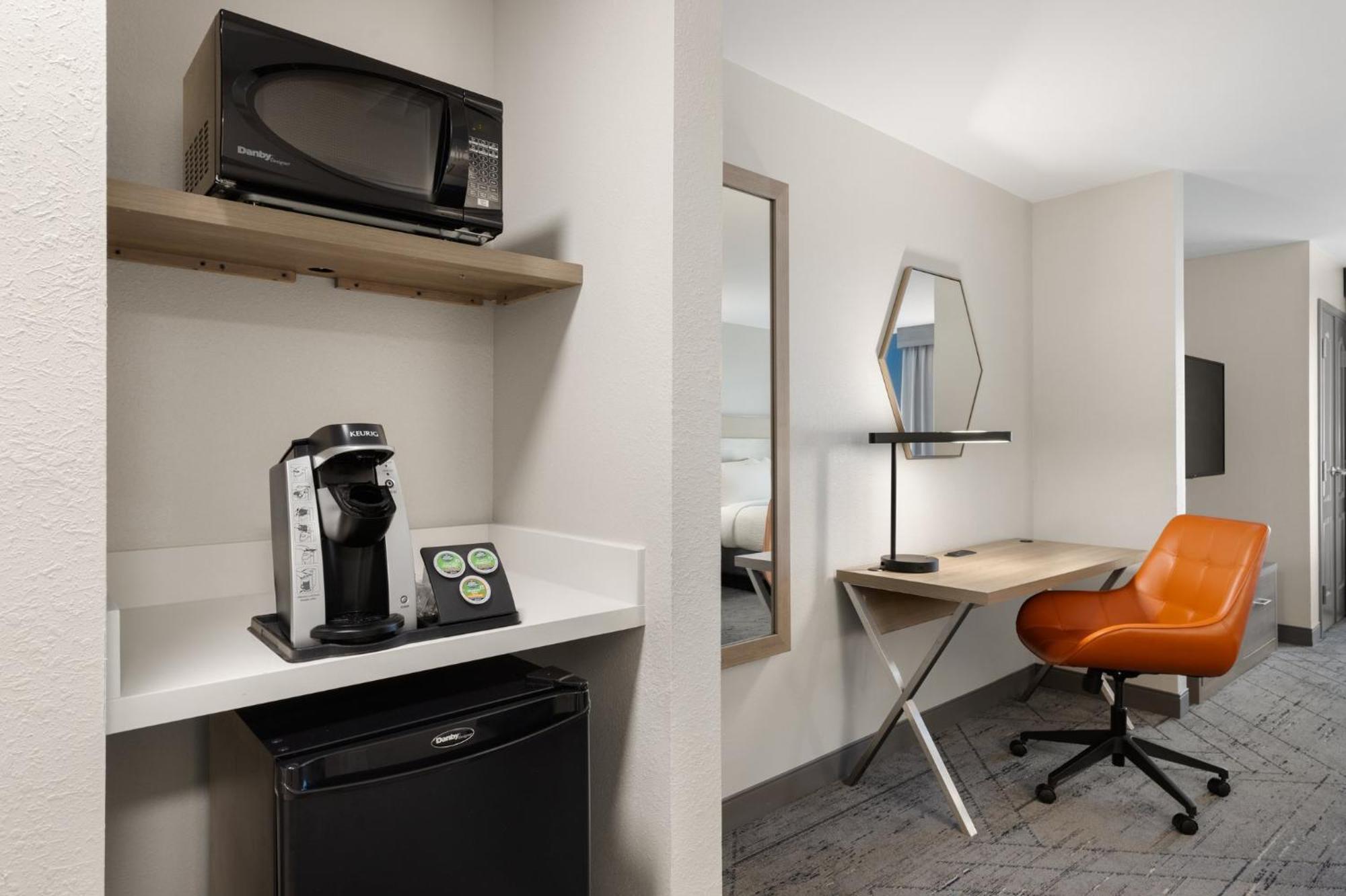 Express Airport By Ihg 3* Savannah